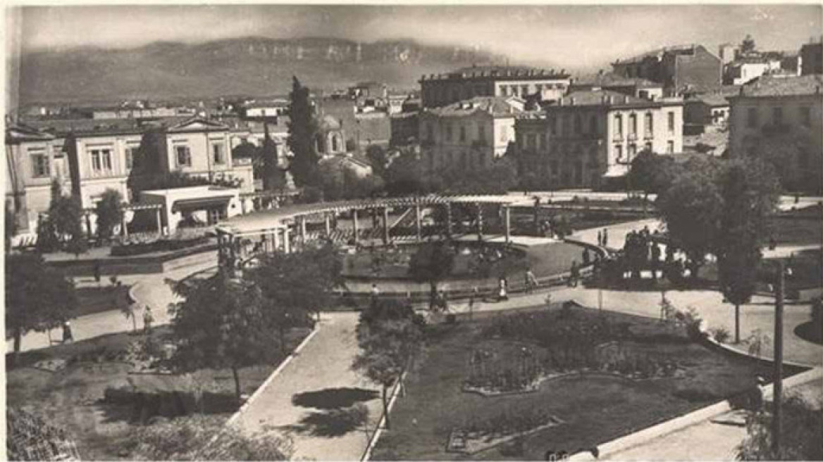 Πώς φαντάζεστε την Πλατεία Κουμουνδούρου τη δεκαετία του 1930; 